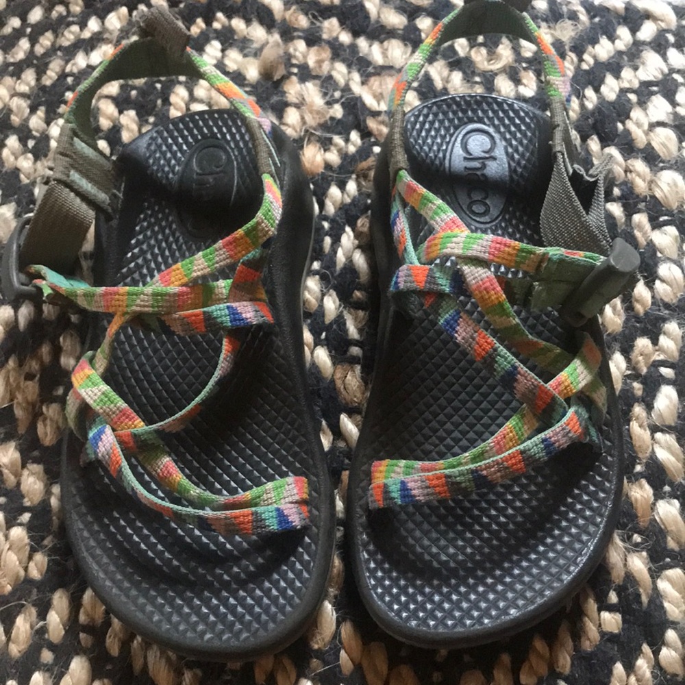 Girls chacos- sz 1